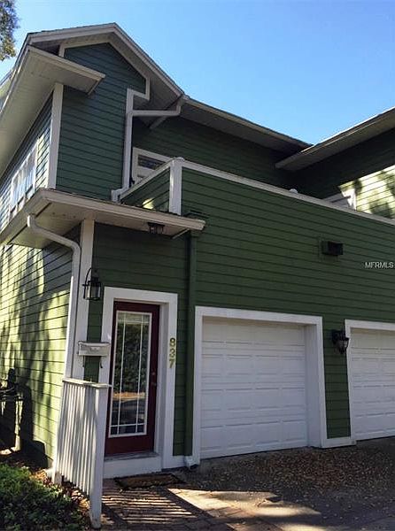 2nd image of 2320 E 8th St