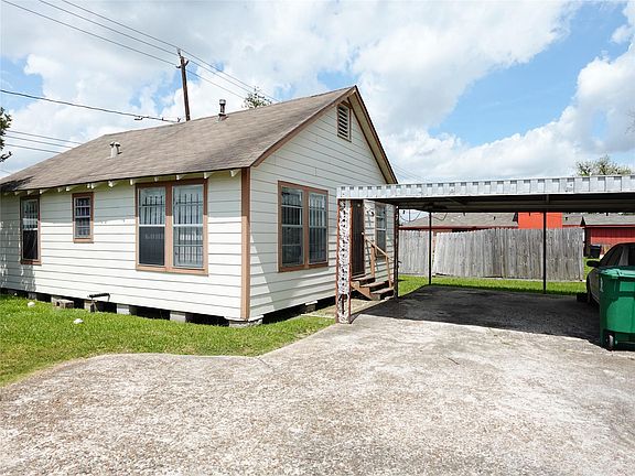2nd image of 4818 Hirsch Rd