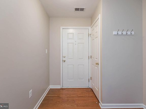 3rd image of 6177 Newton Ln