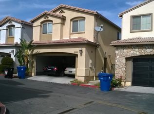 9364 Hawk Eye Ln, Pacoima, CA 91331