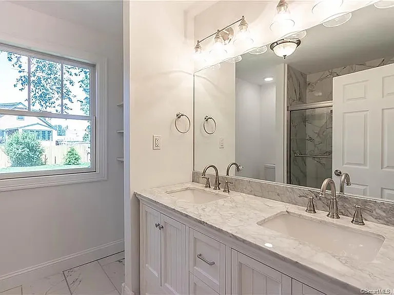135 York St #135 — Photo 9