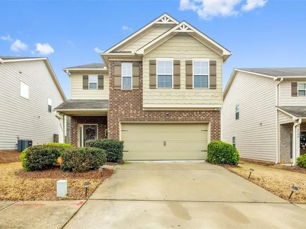 2209 Baywood Tree Ln, Snellville, GA 30078