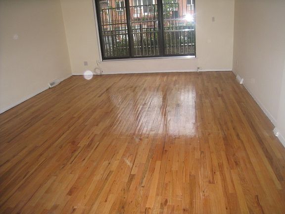 3rd image of 2328 41st St
