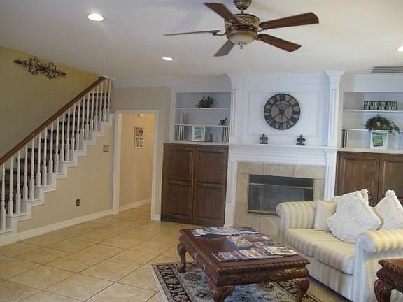 4th image of 4000 Shores Ct