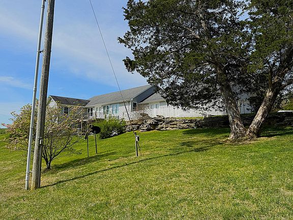 3rd image of 5140 Poplar Hill Rd