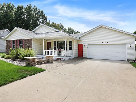 2nd image of 2515 Oak Forest Dr