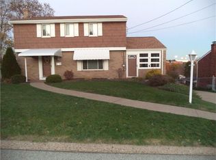 216 Thistle Dr, West Mifflin, PA 15122