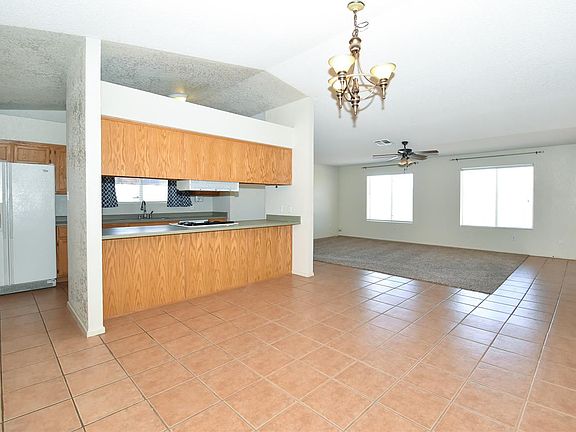 5th image of 6272 E 40th Pl