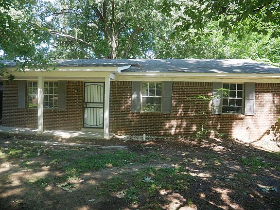 2nd image of 5330 Lakeview Cv
