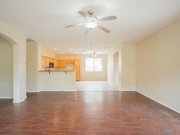 4th image of 17022 W Lundberg St