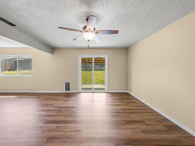 8338 Willow Tree Way — Photo 15