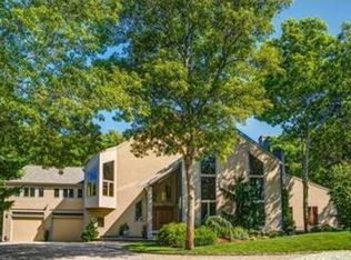 30 Greensward Cir, Mashpee, MA 02649