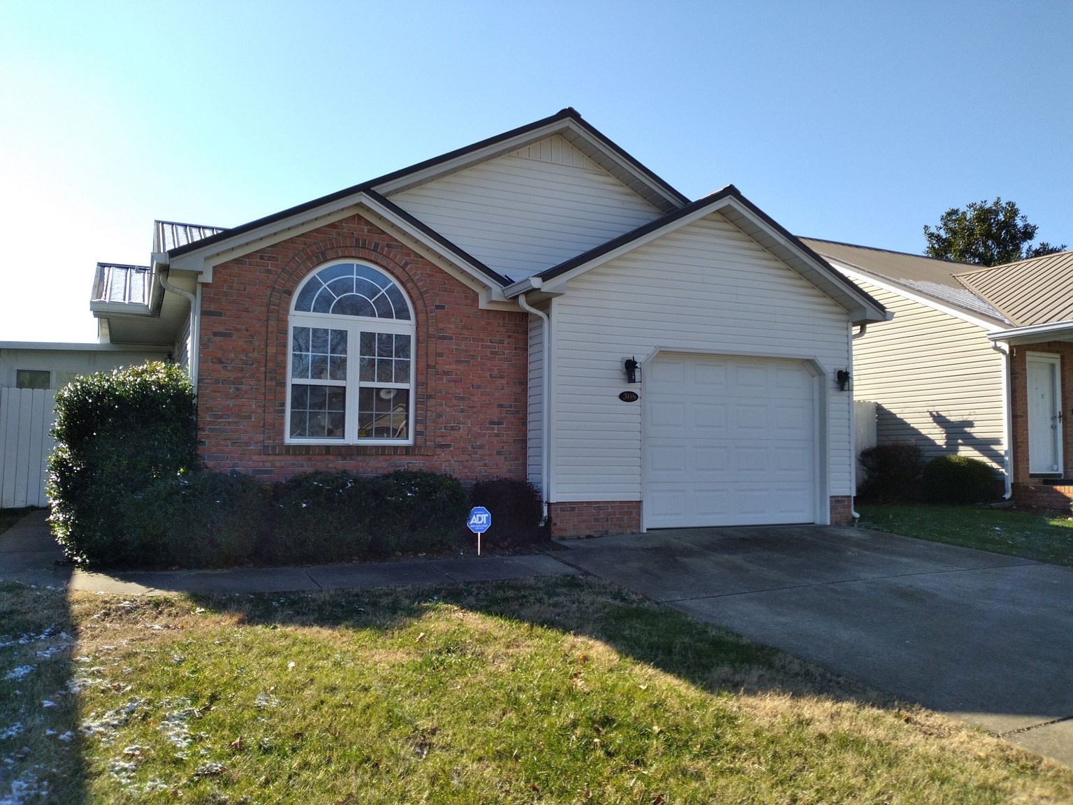 308 Deerwood Dr, Hopkinsville, KY 42240 Zillow