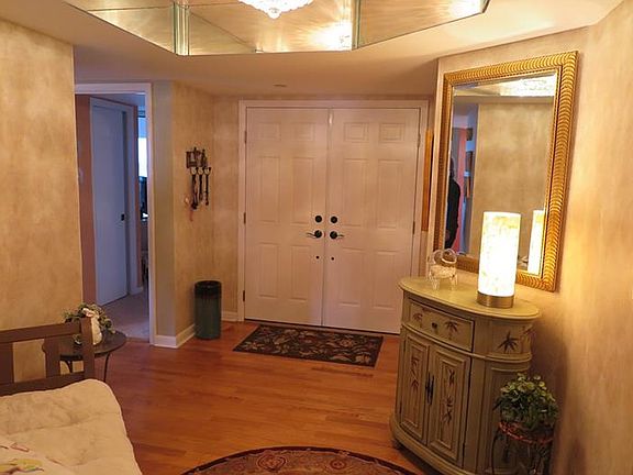 3rd image of 1310 Gulf Blvd APT 17A
