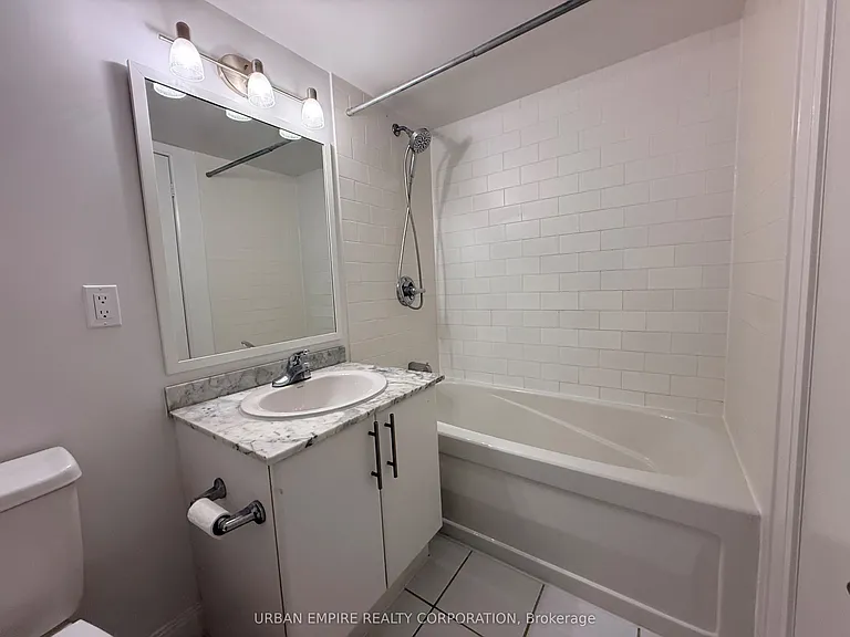 2191 Yonge St #1208 — Photo 26