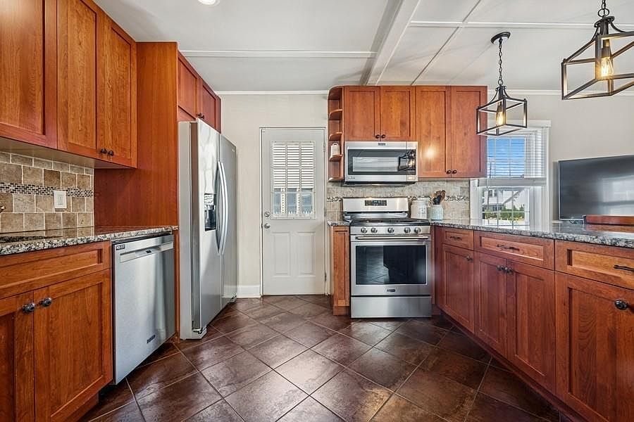 2660 Rosebud Avenue, Merrick, NY 11566 | Zillow