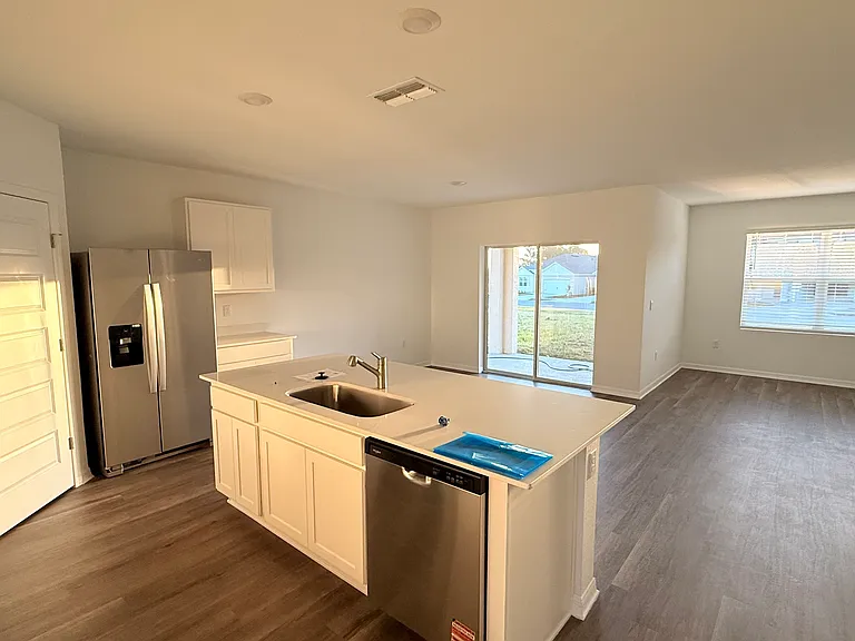 3819 Resting Robin Ave — Photo 9