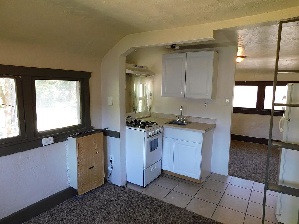 917923 Princeton Avenue, Salt Lake City, UT 84105 917 917 E