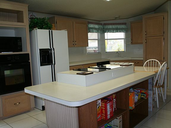 5th image of 635 Sun Ray Ct