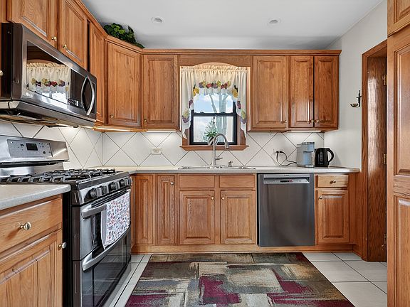 3rd image of 8021 S Lavergne Ave