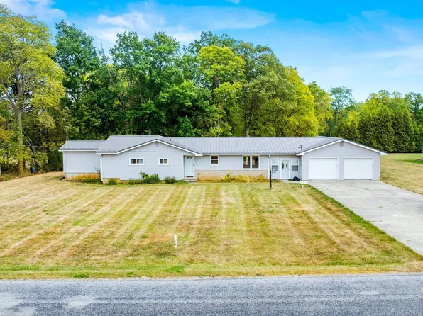 232 Lash Rd, Avilla, IN 46710