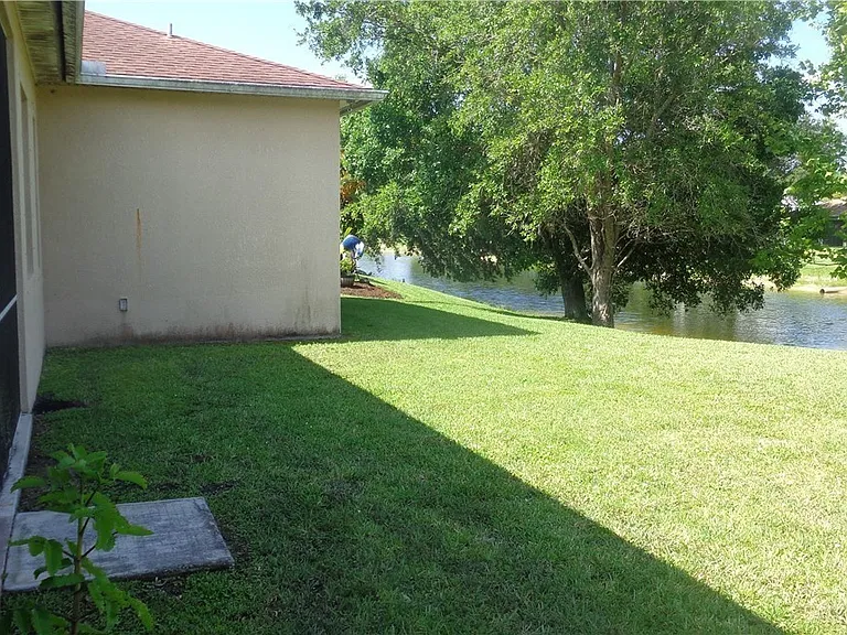 2463 Nature Pointe Loop — Photo 44