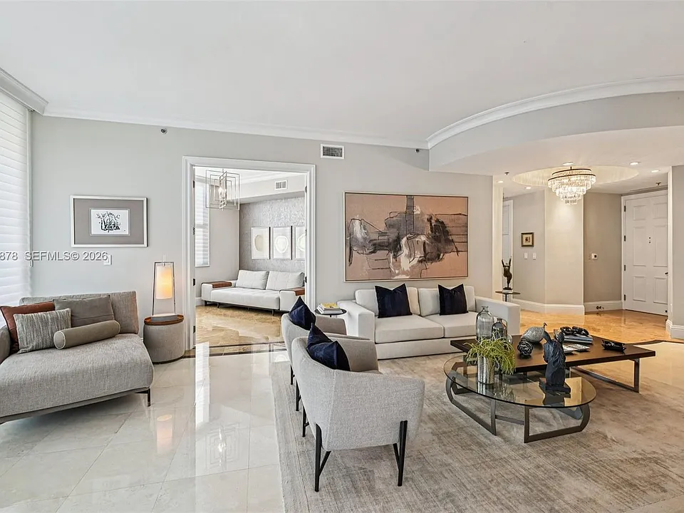 626 Coral Way #1501