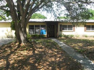 330 Melton Dr, Fort Pierce, FL 34982