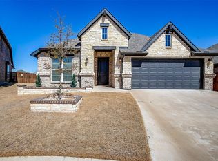 620 Long Iron Dr, Fort Worth, TX 76108