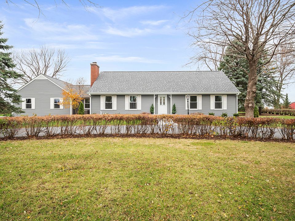 1st image of 44W204 Pembroke Ct