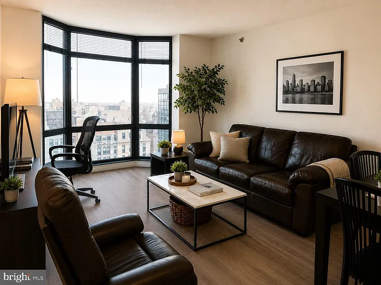 2020 Walnut St #22K — Photo 1