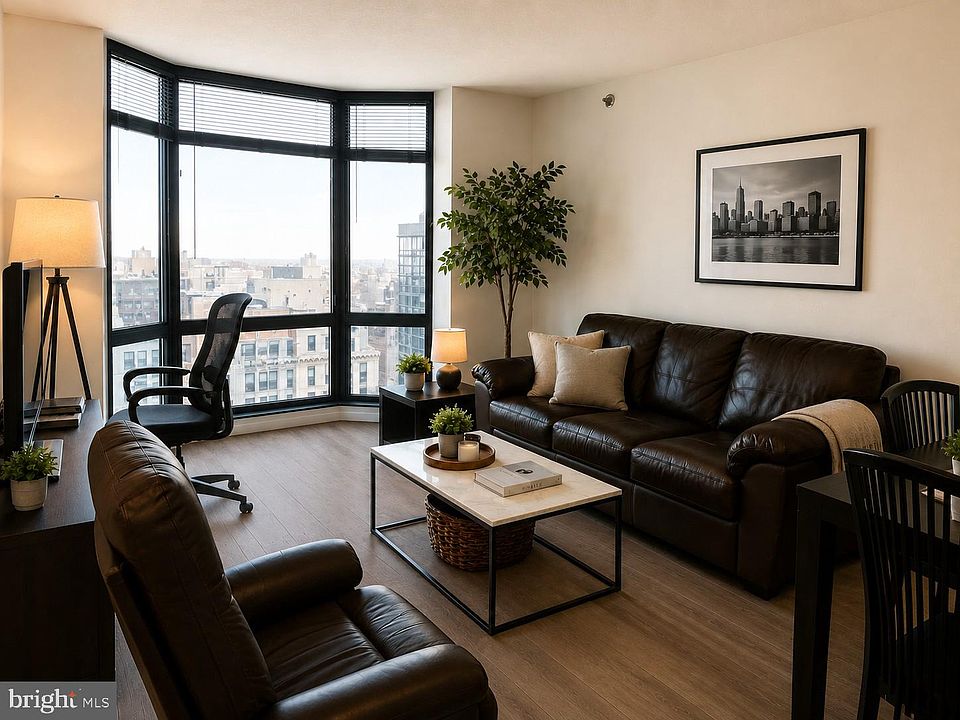1st image of 2020 Walnut St APT 22K