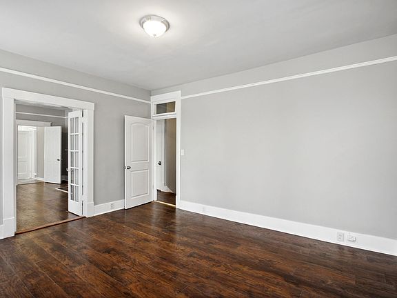 4th image of 1211 E 33rd St #B
