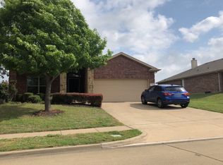 707 Saline Creek Dr, Glenn Heights, TX 75154