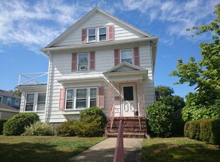11 Schirmer Rd, West Roxbury, MA 02132