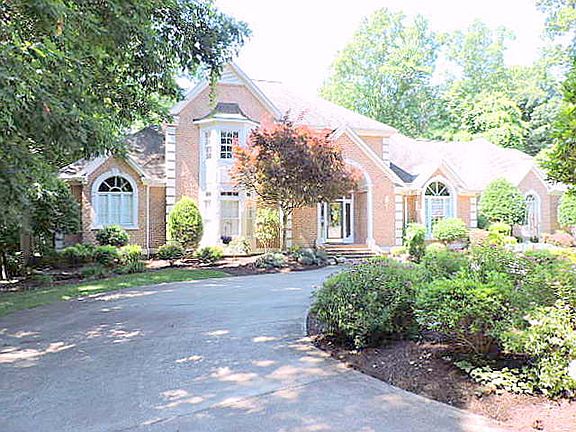 2nd image of 144 Clearview Dr