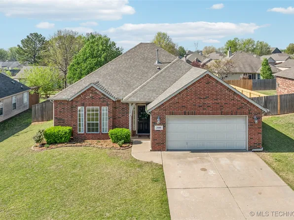 2505 W Mobile Pl, Broken Arrow, OK 74011