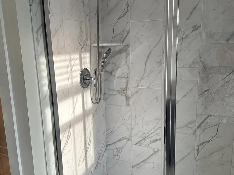 702 Peony Ln — Photo 17
