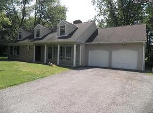 90 Old North Rd, Northfield, OH 44067