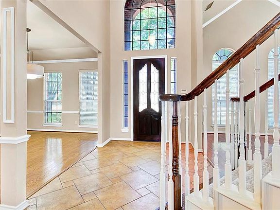 3rd image of 8405 Bantry Ct
