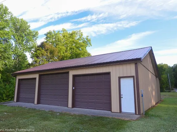 LOT Eagles Cove Rd, Byrdstown, TN 38549