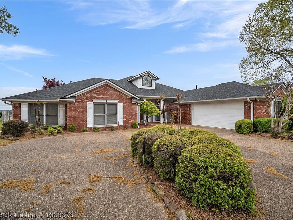 1st image of 8513 Rosewood Dr