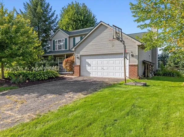 7807 Summer Breeze Trl, Howell, MI 48843