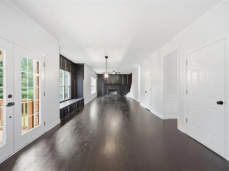 2000 Millstone Dr SW — Photo 17