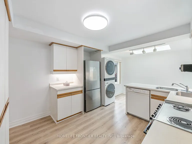 12 Gibson Ave #2 — Photo 4