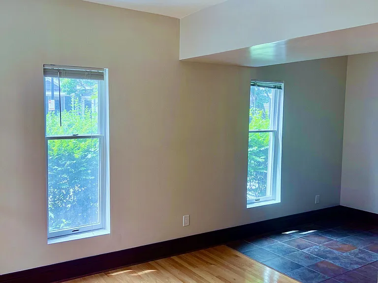 44 Beacon St — Photo 4