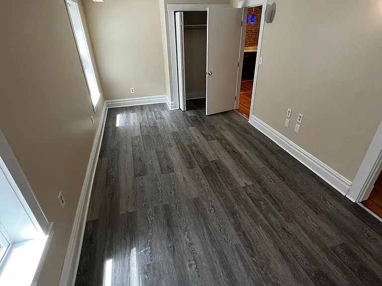28 Beacon St #2U — Photo 3