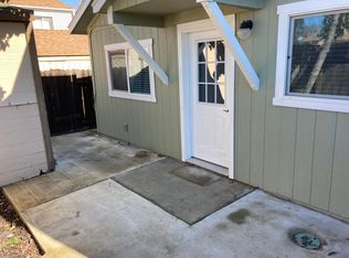 206 Clinton Ave, Roseville, CA 95678