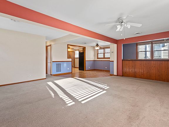 4th image of 6808 W Forest Preserve Dr