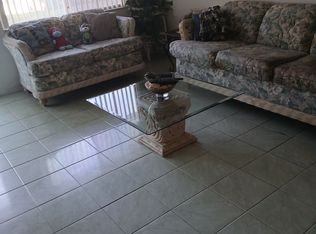 8325 112th St APT 102, Seminole, FL 33772